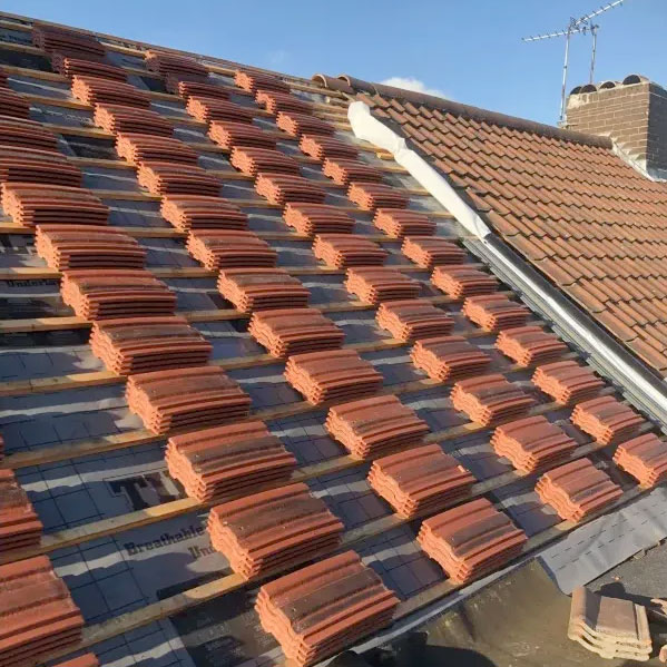 roof-installationB-pic Cooks & Co Ltd roof tiles ready to place